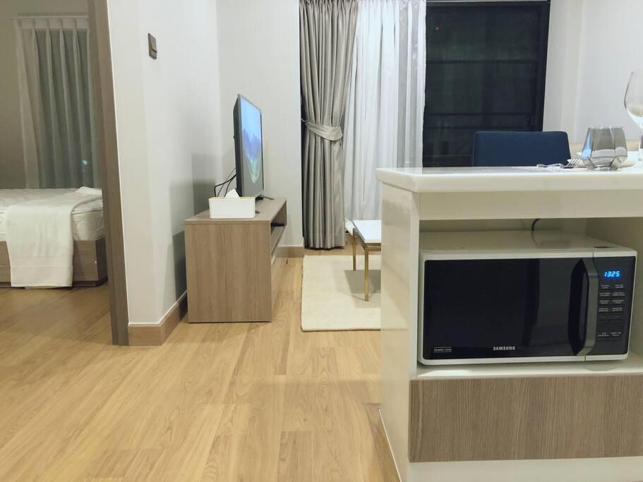 Modern Style Room With Sky Pool 古城边天际泳池公寓 清邁 外观 照片